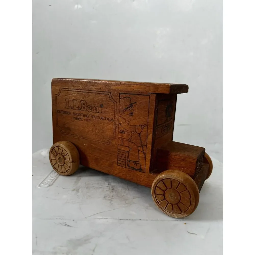 preppy old money Vintage wooden truck car LL Bean Toystalgia 1980s collectible